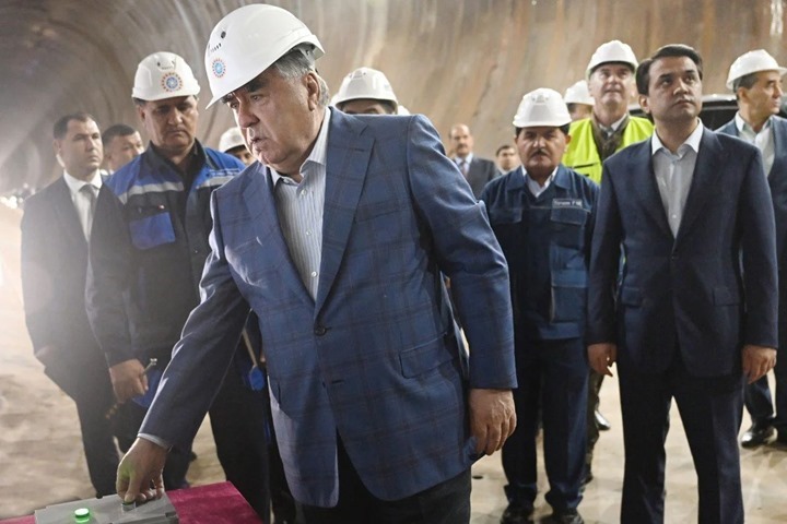 Tajikistan Raises Over a Billion Dollars More for Rogun Hydropower Plant